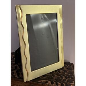 Wavy Modern Geometric 90s Matte & Shiny Brass Tone 5x7 Photo Picture Frame